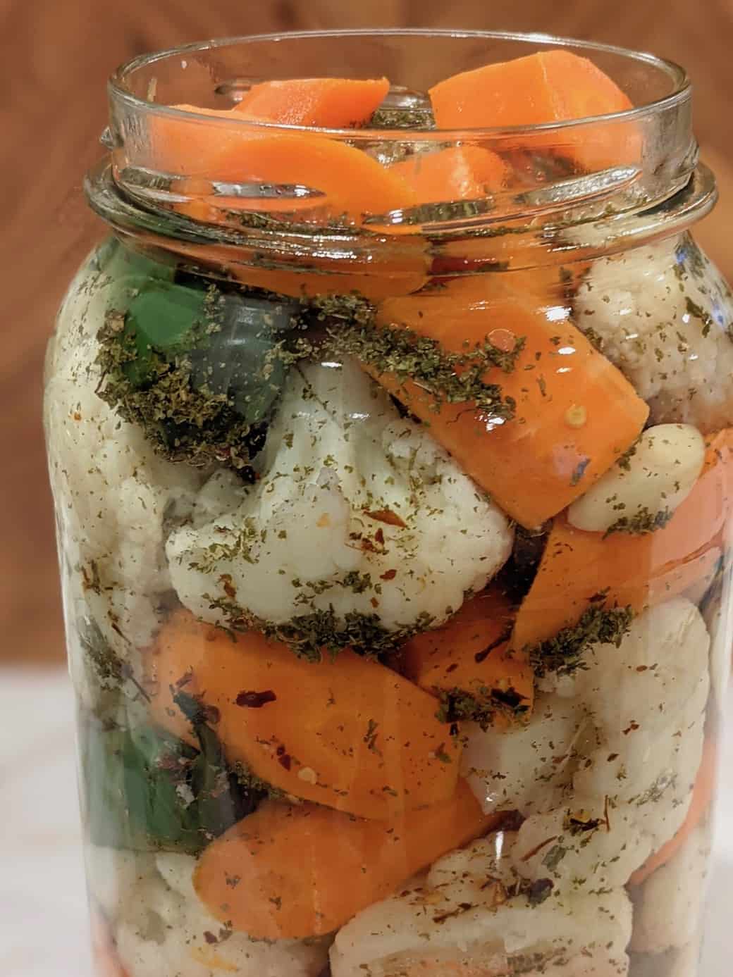 spicy pickled vegetables